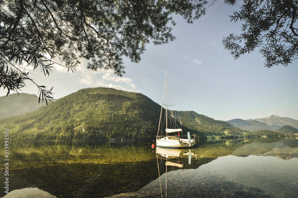 Fototapeta premium Sunny summer morning on the Grundlsee, Alps, Austria, Europe. Landscape photography