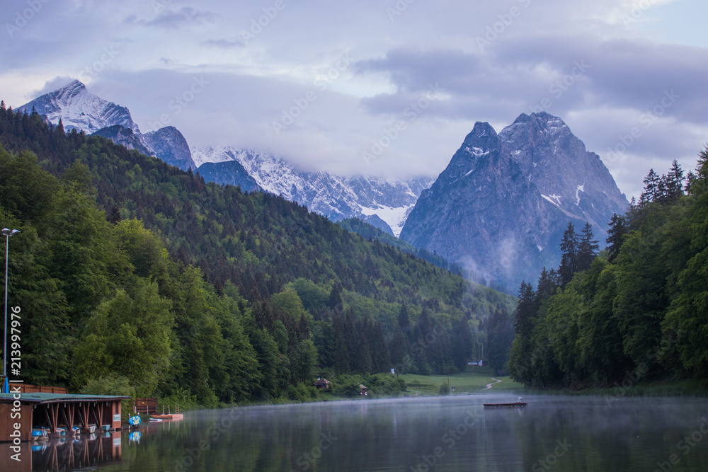 Fototapeta premium Lake resort in the Alps