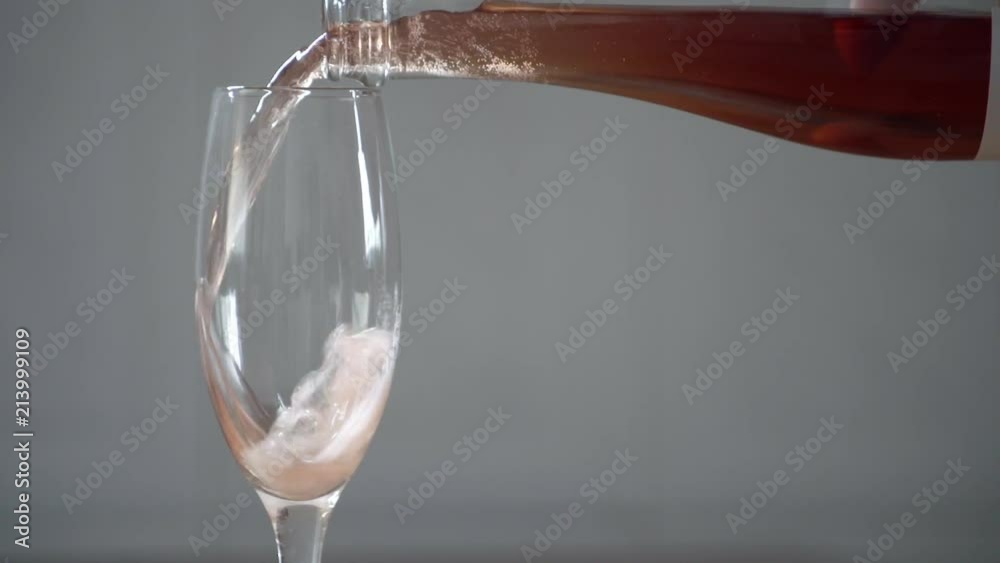 Copa de cava y fresa