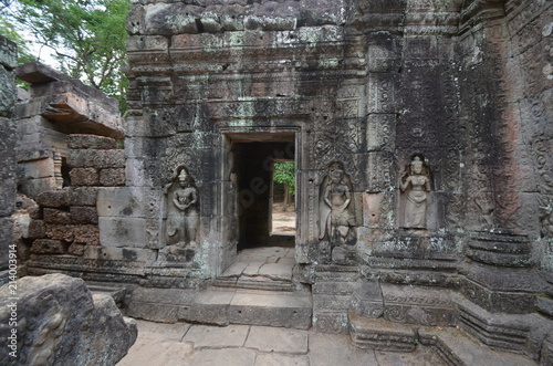 cambodia ancient hindu temple angkor ruins stone asia