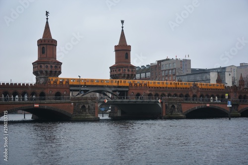 Oberbaum Bridge and the yellow suburban train