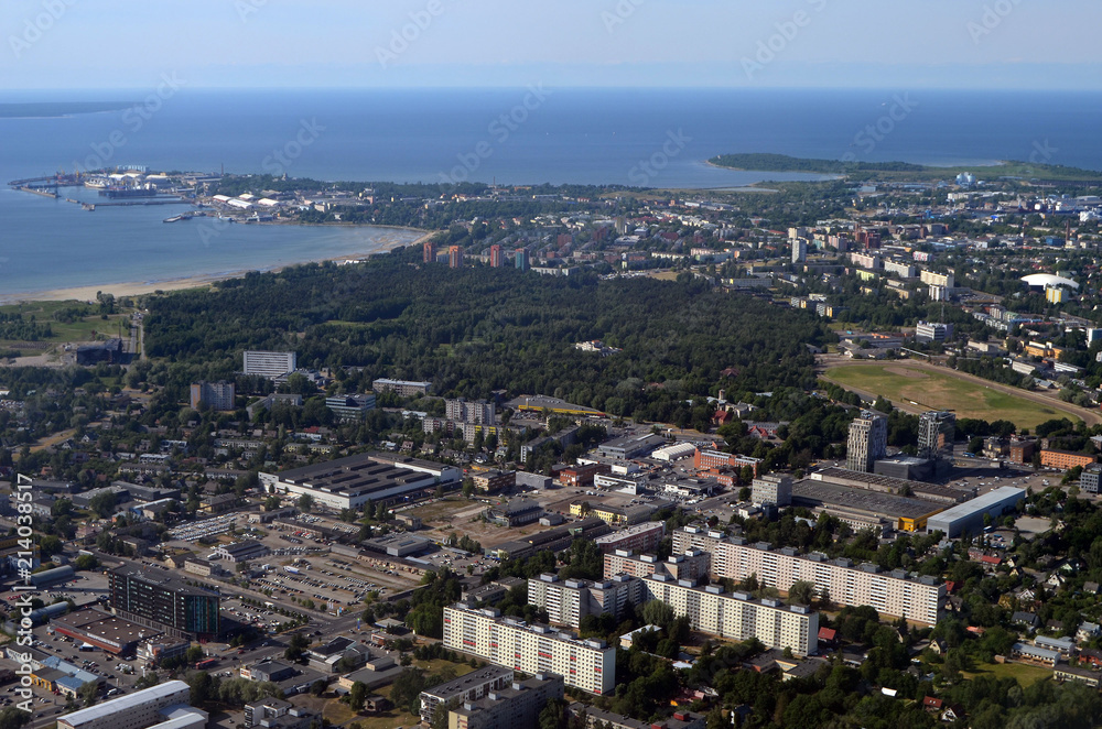 Tallinn. View from the airliner of Kiev - Tallinn
