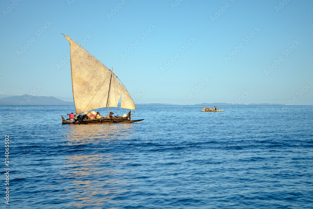 Naklejka premium łódż madagaskar