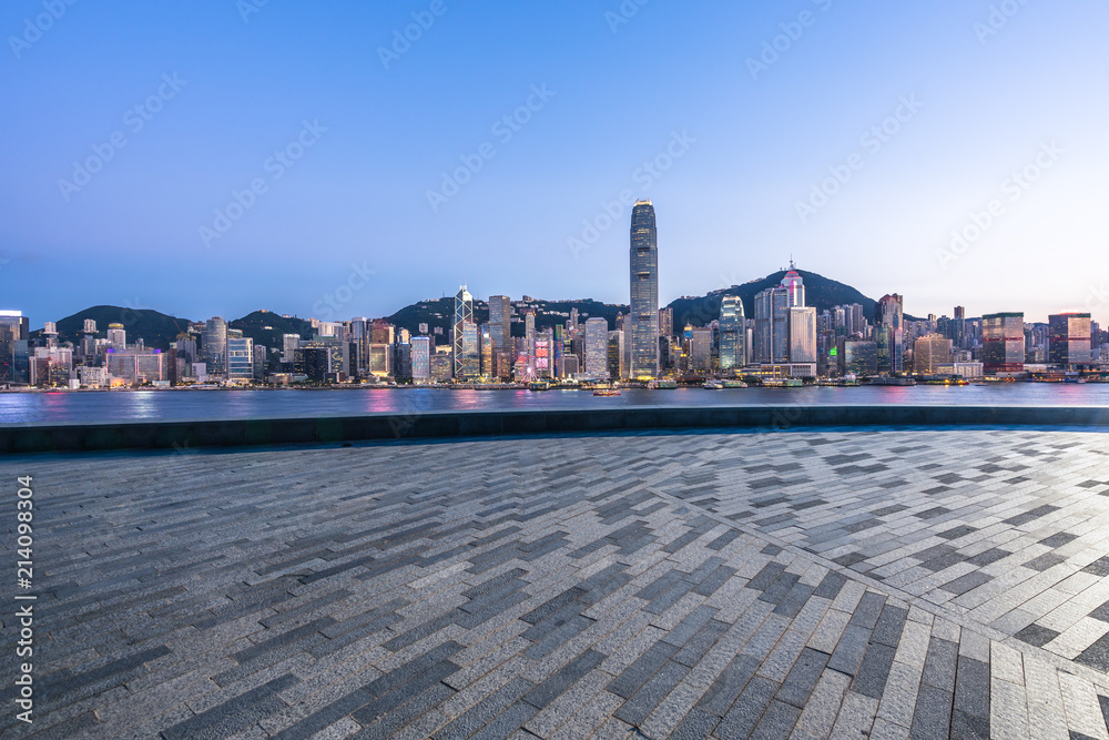 Naklejka premium panoramic city skyline with empty square