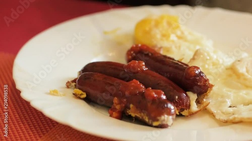 breakfast with sausage and eggs 
