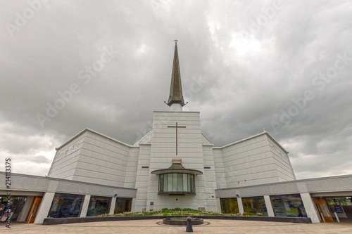 Obraz na płótnie Knock, Ireland's National Marian Shrine in Co Mayo, visited by over 1.5 million people each year, is the site of an Apparition of the Blessed Virgin Mary in 1879. w salonie