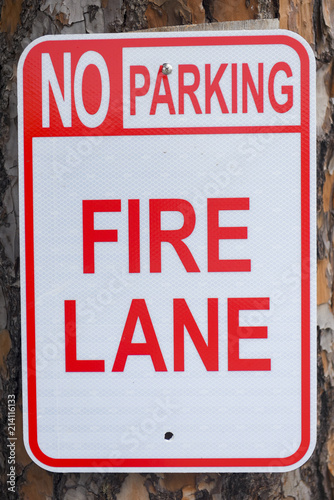 Sign for fire lane photo