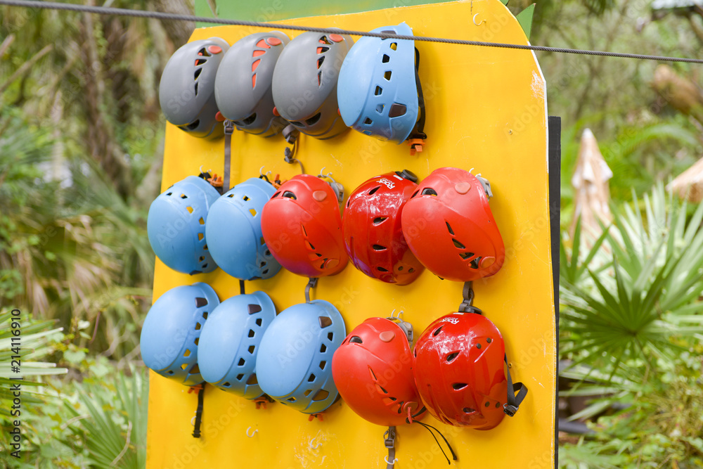 Climbing helmets in order Climbing helmets in order