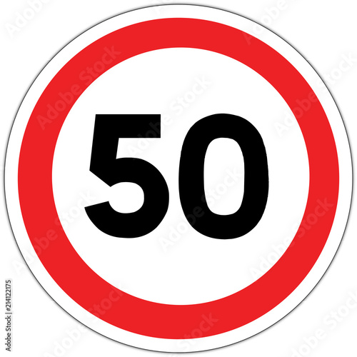 Panneau routier en France : limite de vitesse à 50 km/h (cinquante kilomètres par heure)