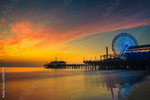 Foto Sunset above Santa Monica Pier in Los Angeles
