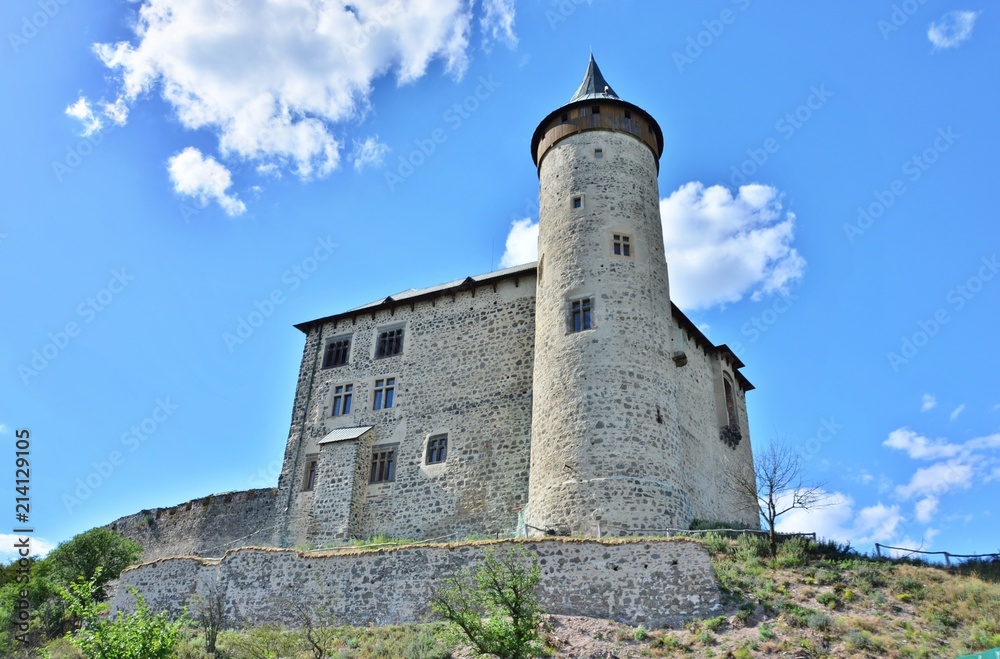 Castle Kuneticka Hora - Czech Reoubli