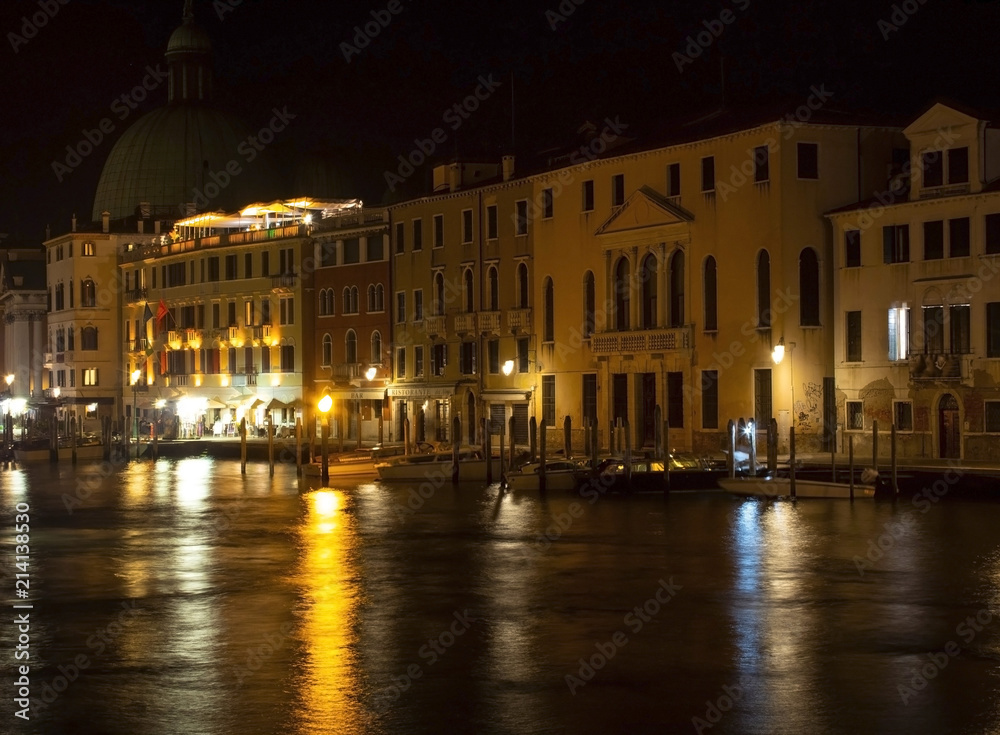 Venice by night 