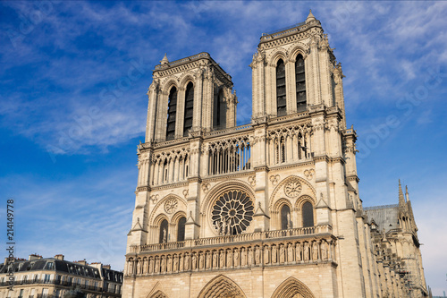 Notre Dame De Paris © tverkhovynets