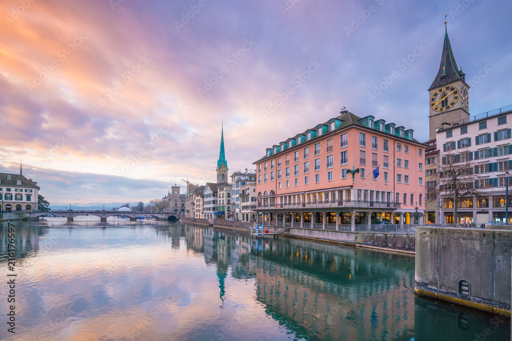 Fototapeta premium Cityscape of downtown Zurich in Switzerland