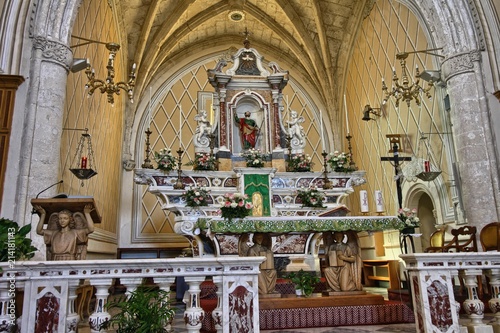 Altare della Chiesa di San Pietro e Paolo, Monastir photo