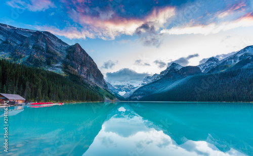 Fototapeta Naklejka Na Ścianę i Meble -  Sunset at Lake Louise, Rocky Mountains Canada