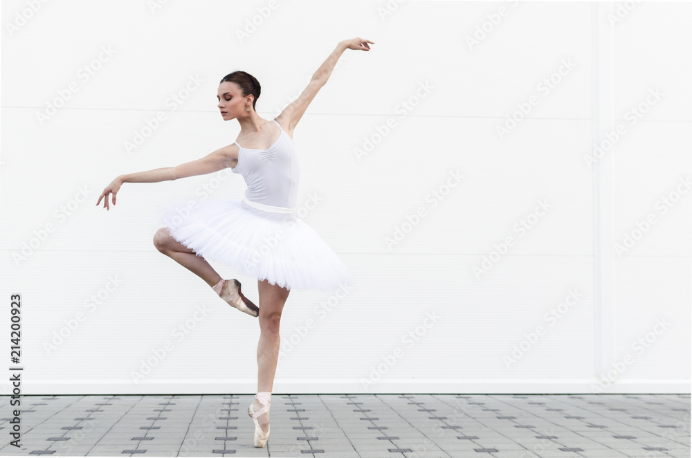 Suki Says: Part 1 - Balanchine Hands - School of American Ballet