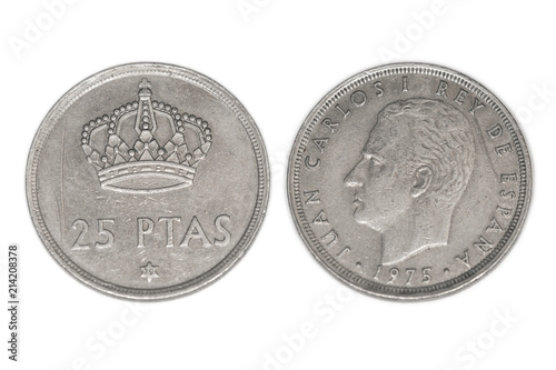 Moneda de 25 pesetas. España. Año 1975. Rey Juan Carlos I. Aislada sobre fondo blanco. photo