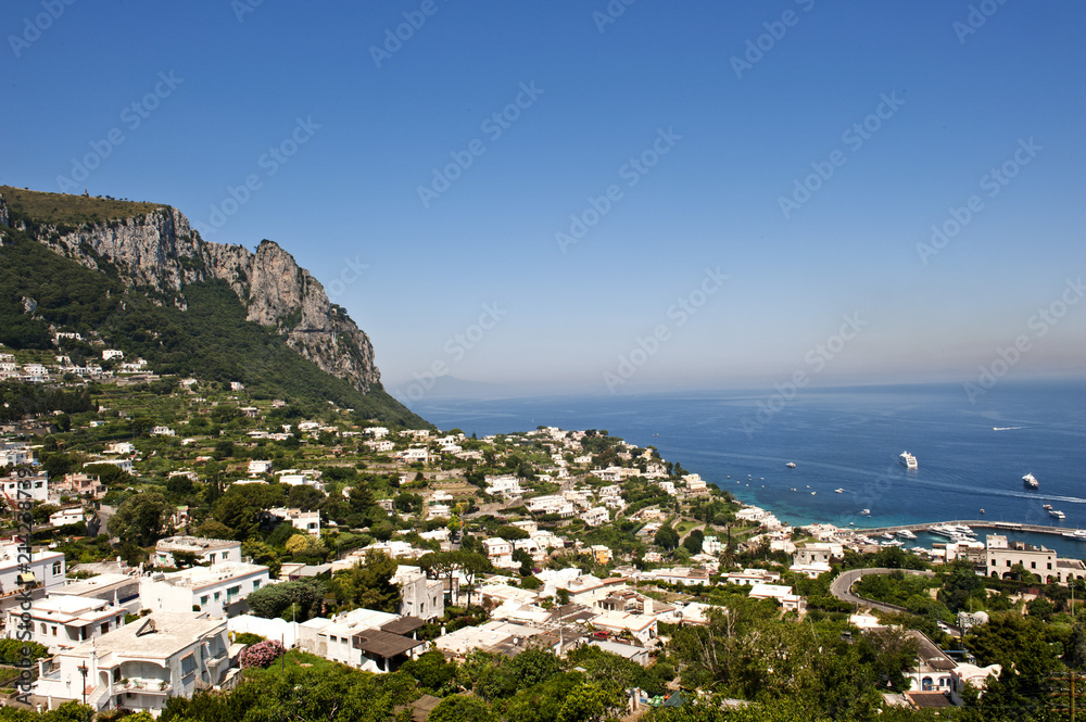 Blick von der Aussichtsterrasse an der Piazza Umberto I, Insel Capri, Provinz Neapel, Napoli, Kampanien, Campagna, Italien, Italia