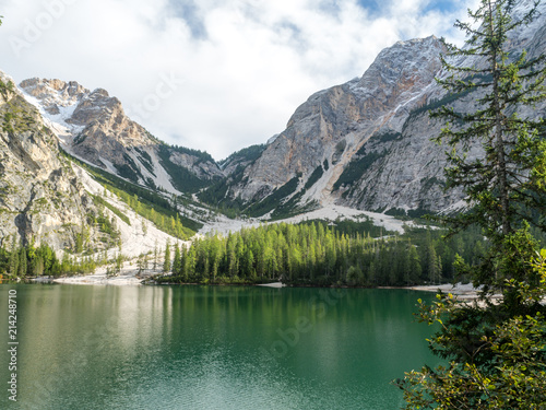Fototapeta Naklejka Na Ścianę i Meble -  Braies Lake. Colorful autumn landscape in Italian Alps, Naturpark Fanes-Sennes-Prags, Dolomite, Italy, Europe. Beauty of nature concept background. September, 2017