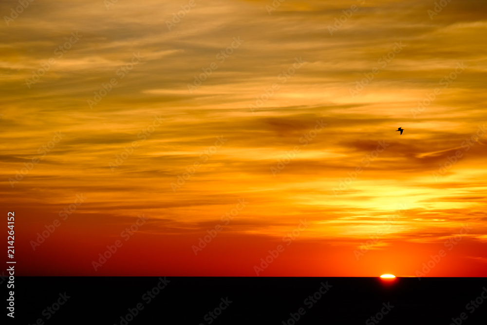 coucher de soleil sur mer marseille