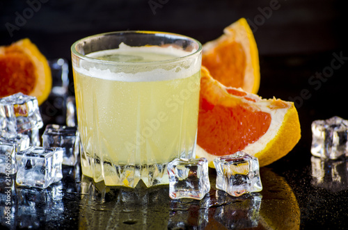 grapefruit drink with ice