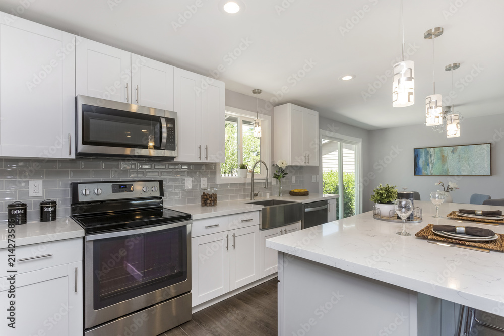 Gorgeous kitchen with open concept floorplan. Gorgeous kitchen with open concept floorplan.