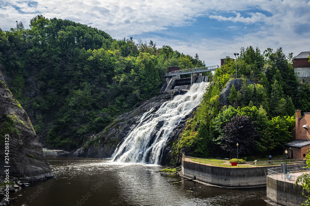 Fototapeta premium Waterfall in Parc des Chutes (Falls Park) in Village Riviere-du-Loup (200 kilometers east of Quebec City). Quebec province, Canada.