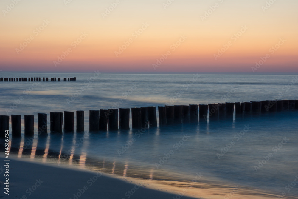 Fototapeta premium Sonnenuntergang am Ostseestrand