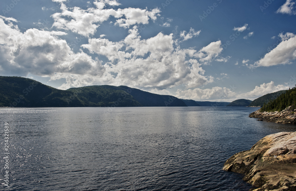 Blick in den Fjord Saguenay, Tadoussac, Region Charlevoix, Parc marin du Saguenay-Saint-Laurent, Provinz Québec, Kanada, Nordamerika