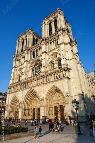 Hauptfassade Westfassade der Kathedrale Notre Dame, Paris, Ile de France, Frankreich