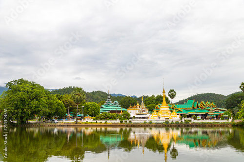 Wat Jongklang - Wat Jongkham the most favourite place for tourist in Mae hong son © ADSKrongsawat