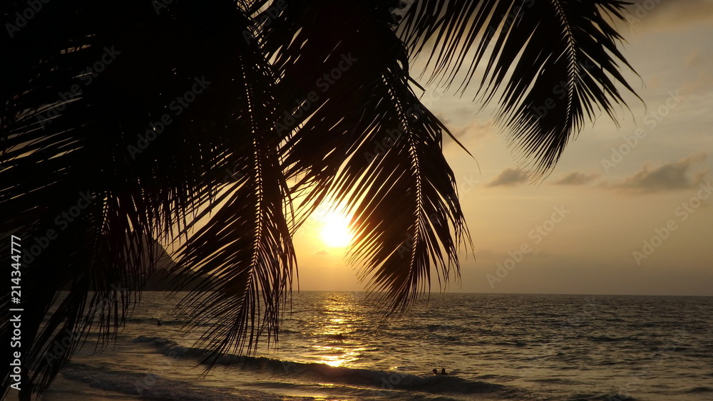 Fototapeta premium Sonnenuntergang unter Plamen 