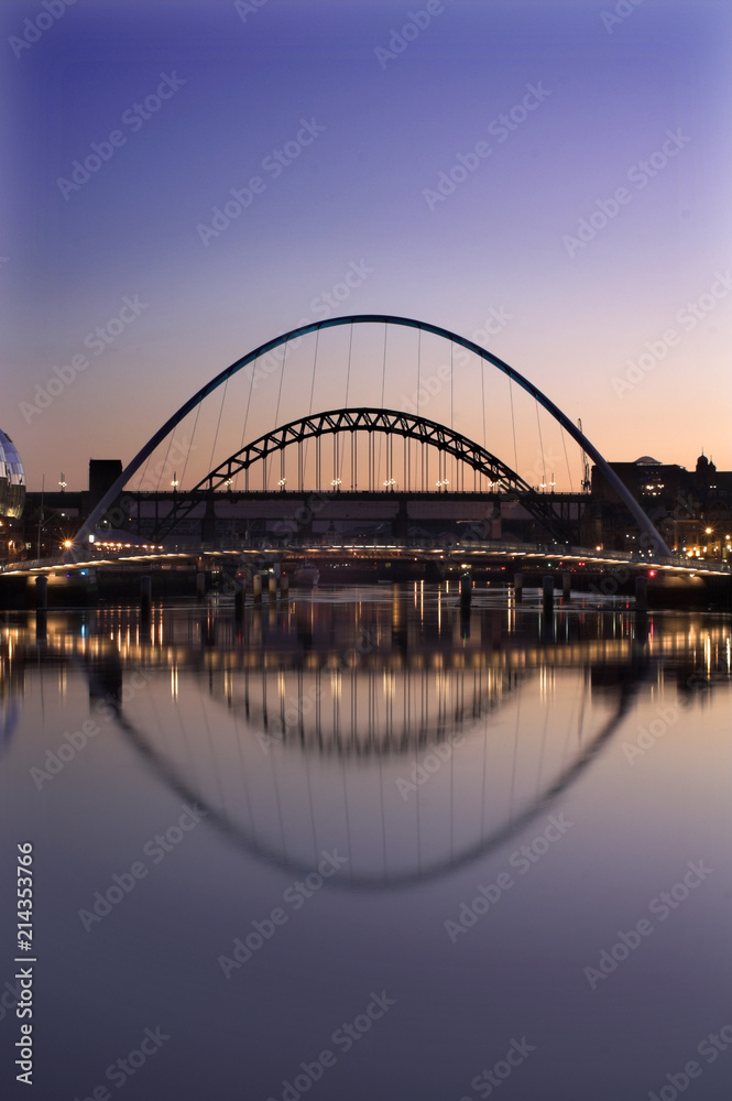 Naklejka premium Tyne Bridges, Quayside & Baltic, Newcastle Upon Tyne, UK