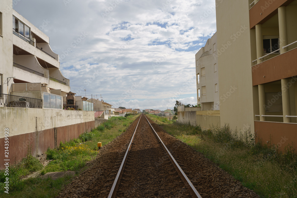 The railroad going into the distance