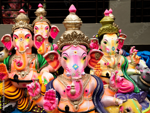 Ganesha-Figuren zum Hindufest im September, Mysore, Deccan Hochland, Bundesstaat Karnataka, Indien; India; Asia; Asien; Subkontinent