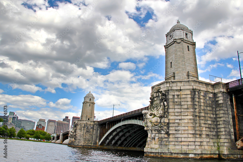 Obraz premium salt and pepper bridge in Boston Massachusetts