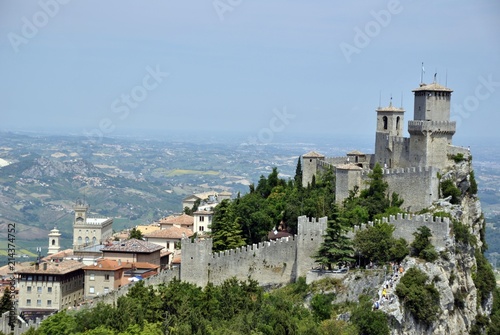 Fototapeta Naklejka Na Ścianę i Meble -  Guaita,the first tower of San Marino Republic