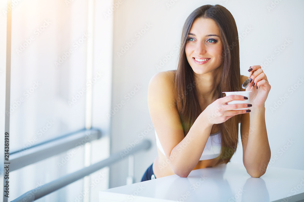 Healthy Breakfast. Woman With Glass Of Yogurt, Berries And Oats Healthy Breakfast. Woman With Glass Of Yogurt, Berries And Oats