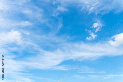 Fototapeta Naklejka Na Ścianę i Meble -  初夏の青空と雲１