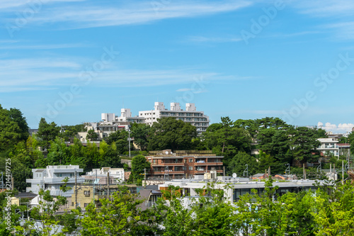 東京郊外の風景 青空と雲と住宅地４