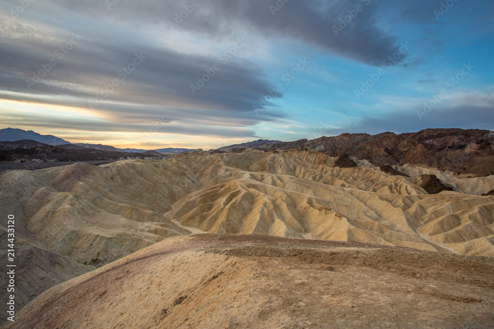 Naklejka premium Sonnenaufgang am Zabriski Point