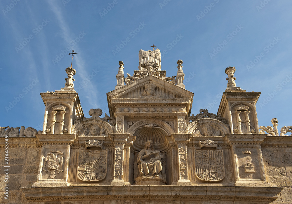 Fototapeta premium Puerta de los Romeros, Hospital del Rey, Burgos, Kastylia-León, Hiszpania. Dziś siedziba Rektoratu Uniwersytetu w Burgos i Wydziału Prawa