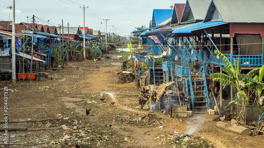 Poor Floating People in Poor Floating village Chong Knies in Cambodia, Tonle Sap ...