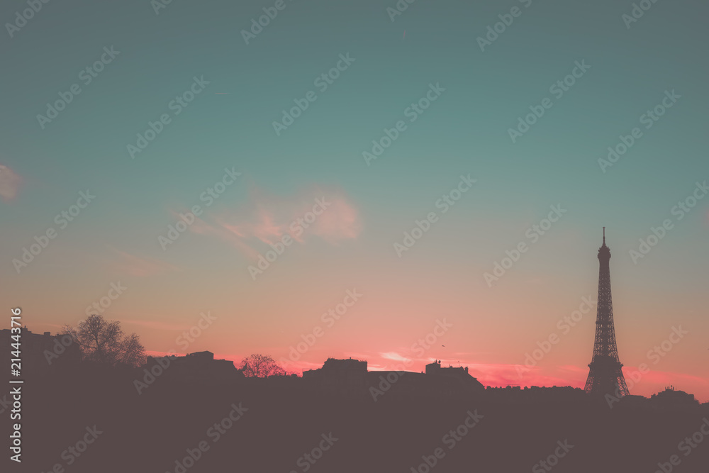 Obraz premium Skyline Paris bei Abendrot