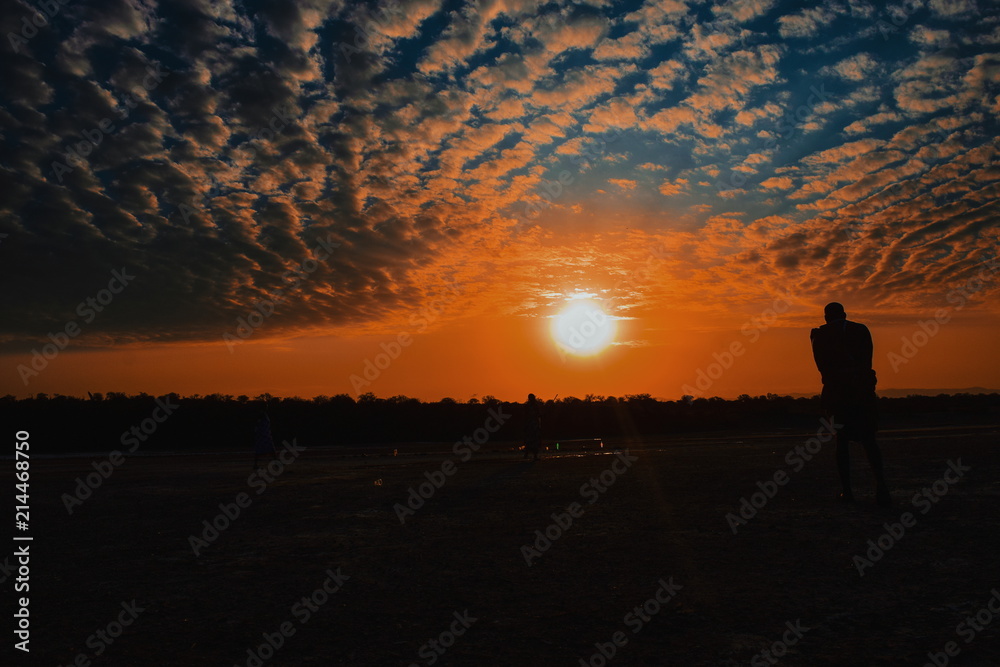 Obraz premium A golden hour silhouette at Lake Magadi, Rift Valley, Kenya 
