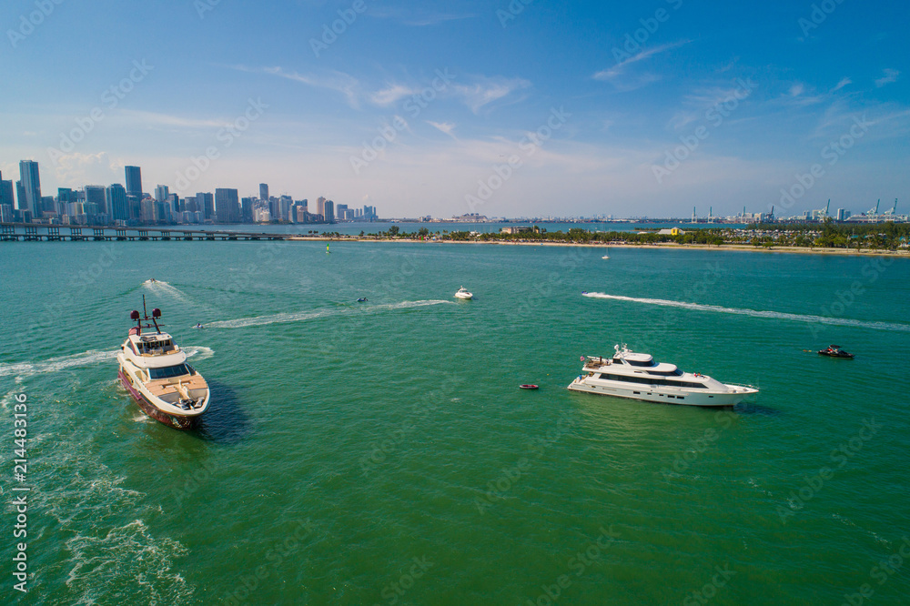 Yachts on charter in Miami Key Biscayne