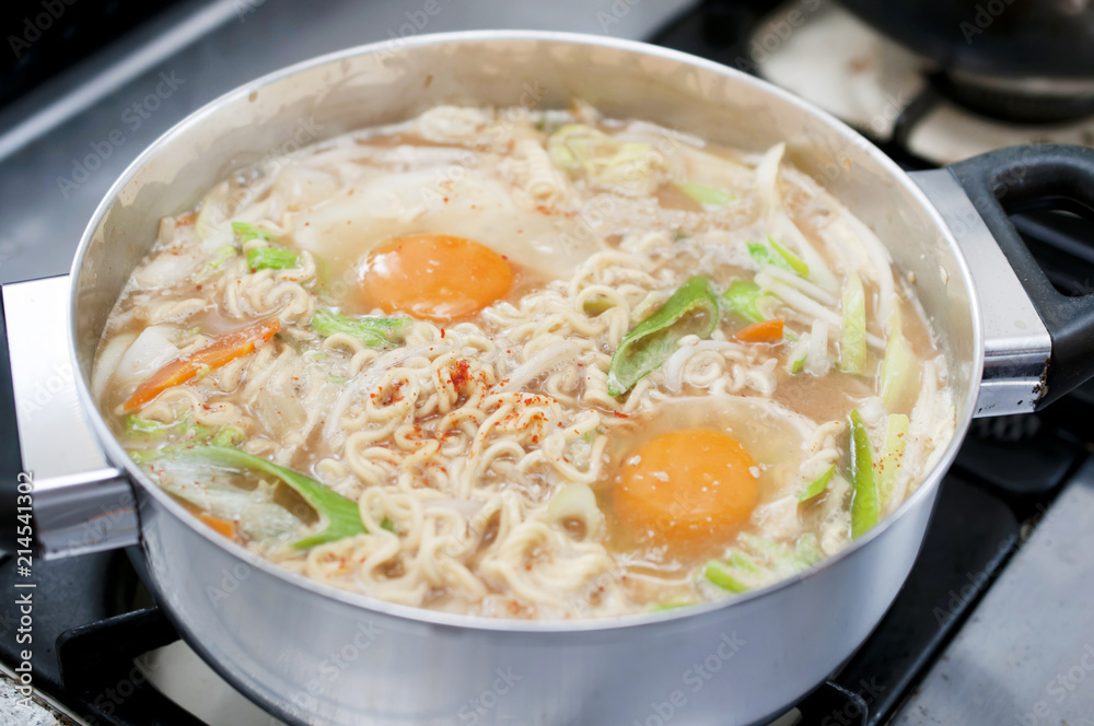 味噌煮込みラーメン