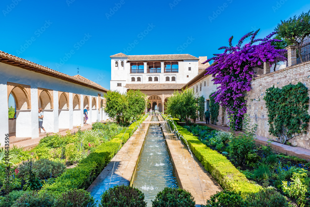 Fototapeta Patio de la Acequia of the Generalife, Granada, Spain.