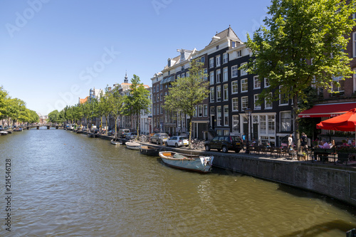 The embankment of the Amstel River in the center of Amsterdam © i_valentin
